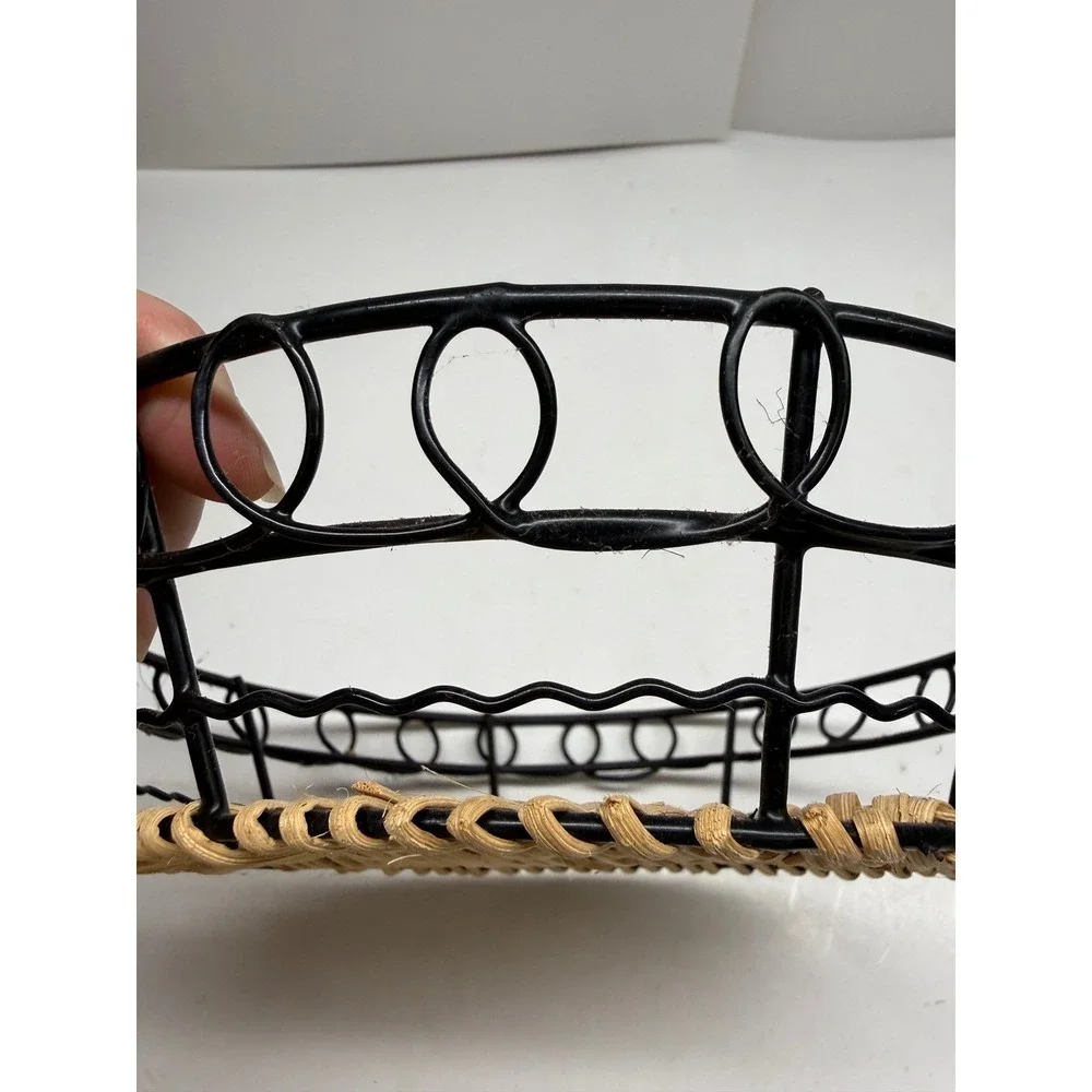 Black Metal Wire and Woven Wicker Round Basket Decorative Fruit Bread Bowl